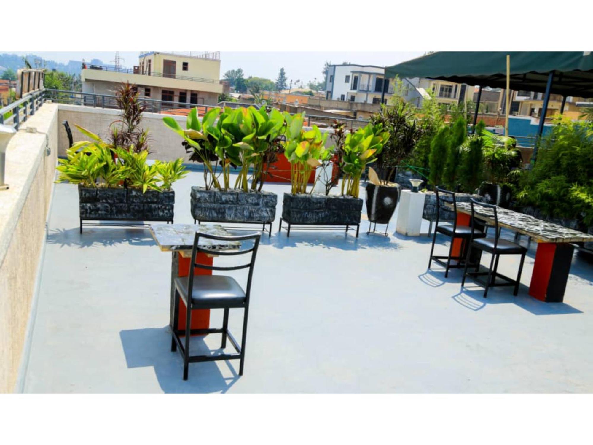 Macchiato Suites Kigali Exterior photo