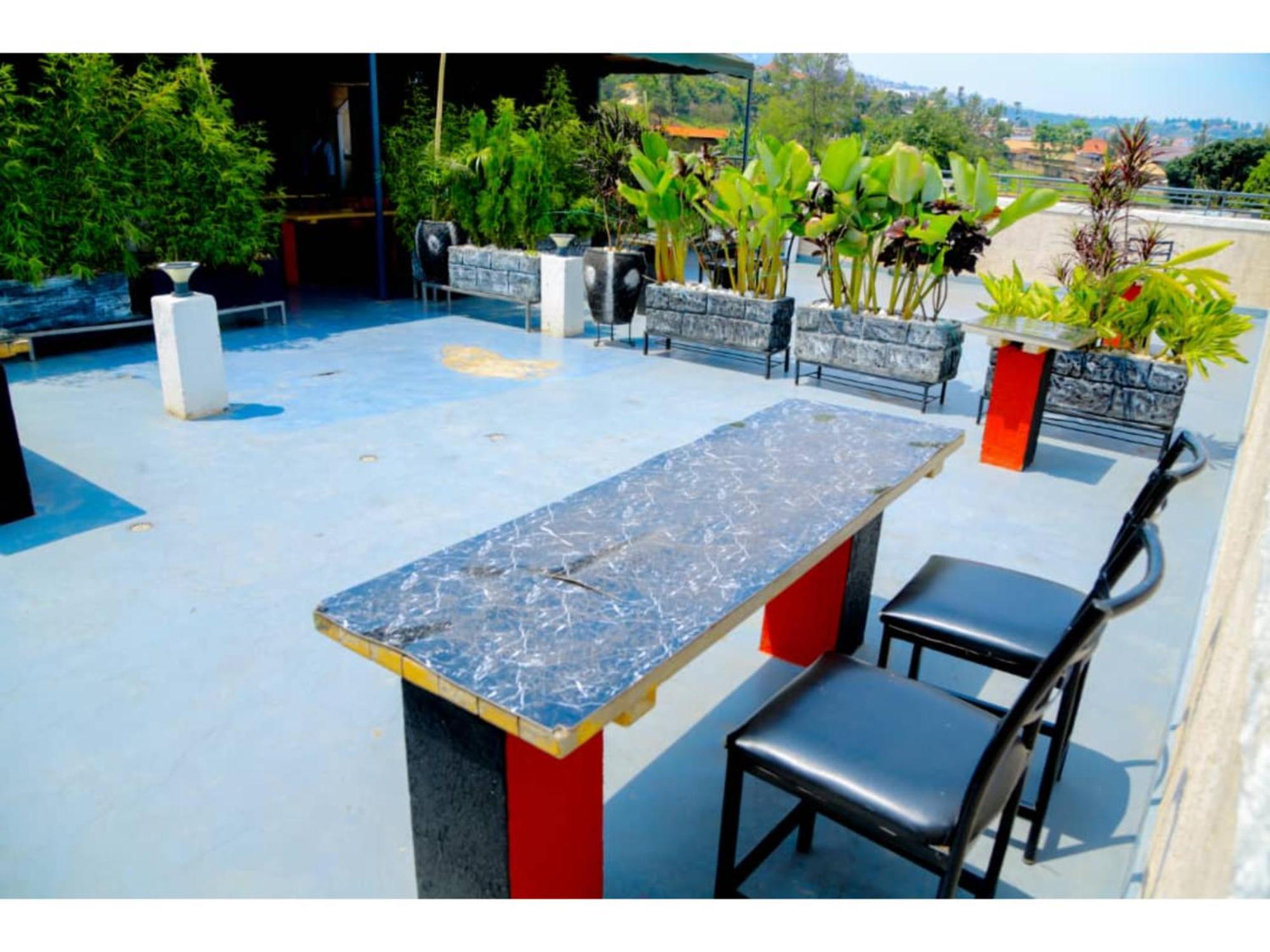 Macchiato Suites Kigali Exterior photo